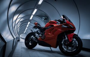 Samenwerking Ducati Zaltbommel en Zwem en Polo Club Woerden